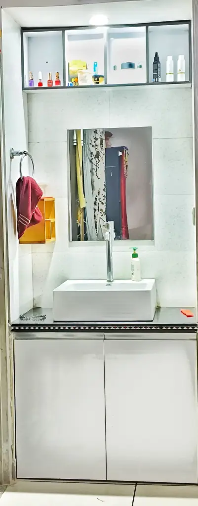 Washfacer wooden cabinet